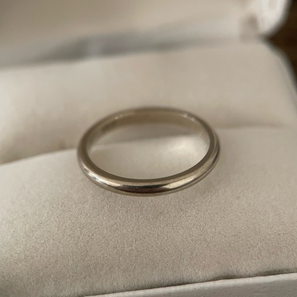 Thick stackable 14k solid white gold vintage designer wedding ring size 5.5 - Picture 1 of 7